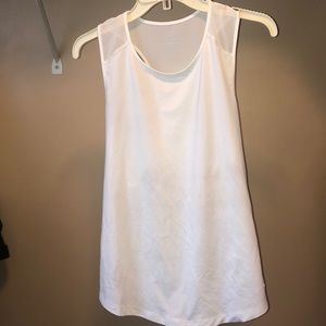 Vineyard Vines Performance tank top